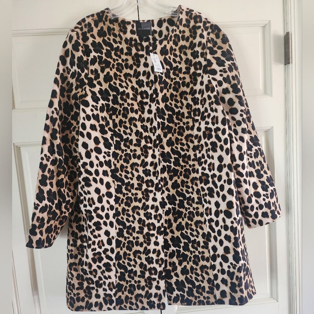 NWT.The Limited Animal Print Jacket.pit To Pit23" Lenth 35"